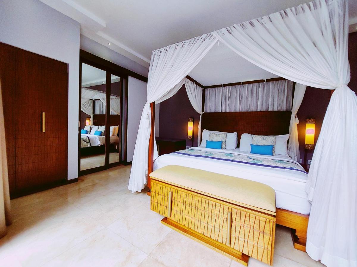 Seminyak Icon - By Karaniya Experience - Chse Certified Villa Ngoại thất bức ảnh