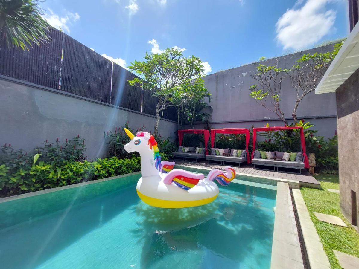 Seminyak Icon - By Karaniya Experience - Chse Certified Villa Ngoại thất bức ảnh