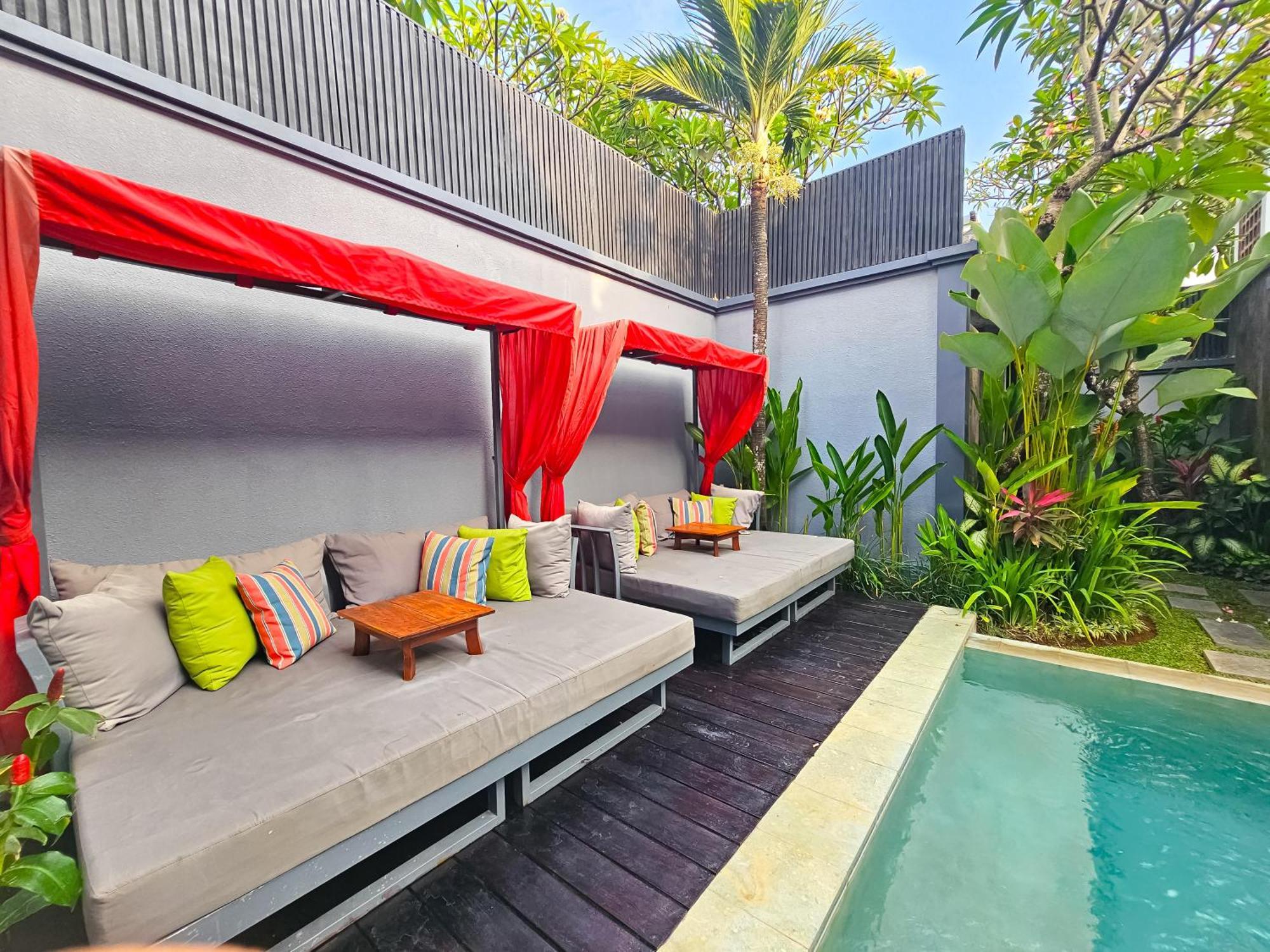 Seminyak Icon - By Karaniya Experience - Chse Certified Villa Ngoại thất bức ảnh